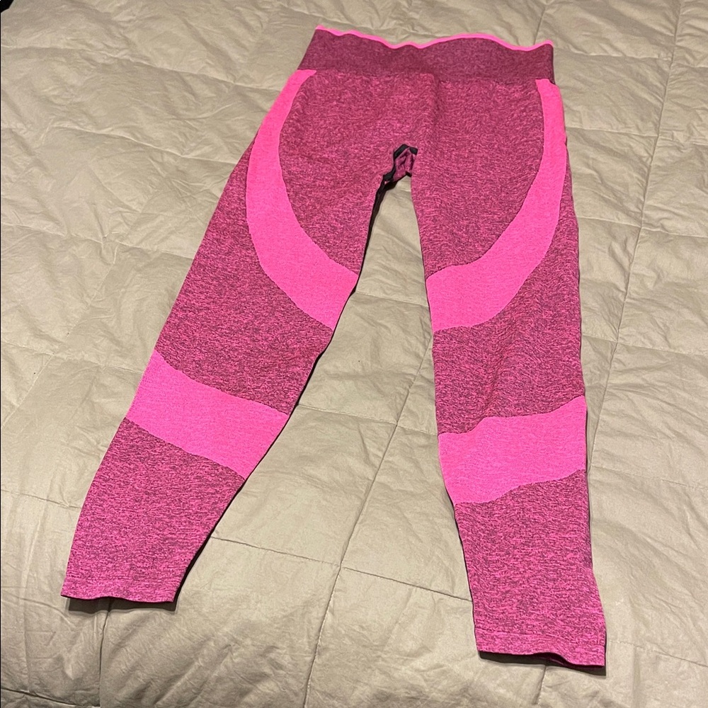 PINK Victoria's Secret Pink and Magenta Leggings